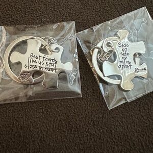 Best Friends Key Chains Puzzle Pieces Besties Gift BFF Close At Heart New
